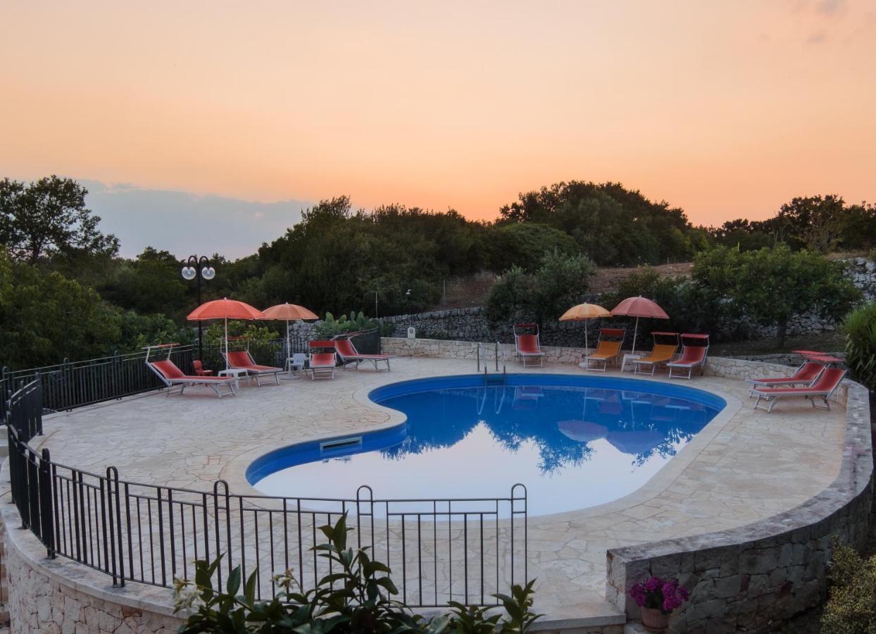 Trulli Beltramonto Villa Locorotondo Exterior foto